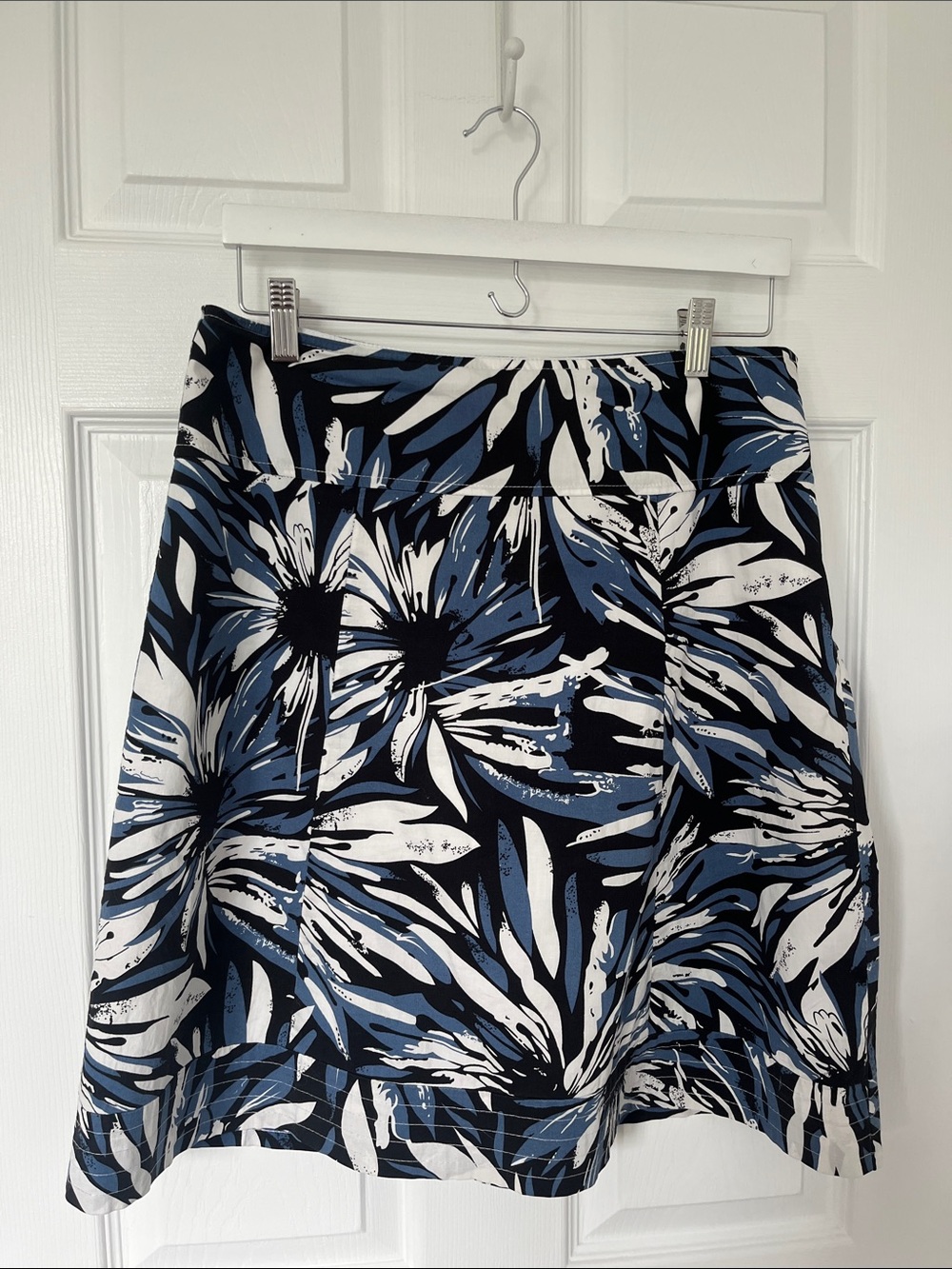 Women's Blue & White Floral Circle Skirt